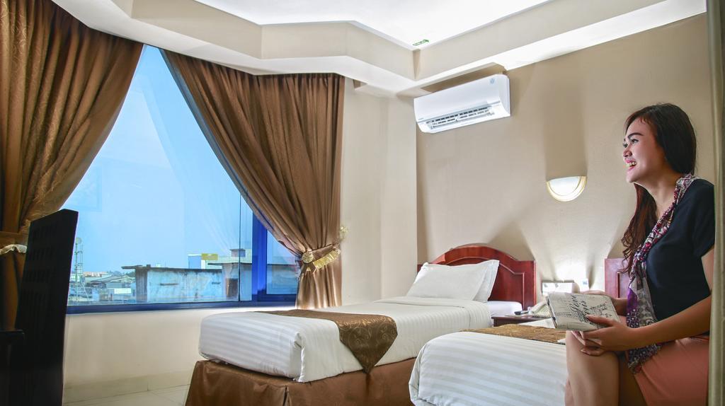 Grand Hotel 잠비 외부 사진